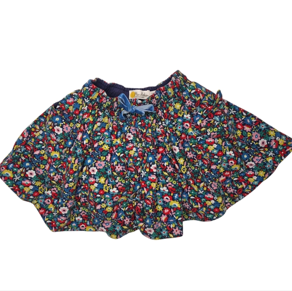 Mini Boden Ditsy Floral Twirl Skirt with Heart Pockets- Size 3/4